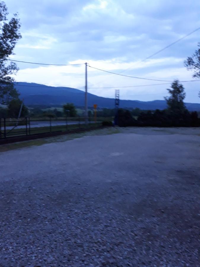 Bed & Breakfast Green Roof Rybarzowice  Ngoại thất bức ảnh