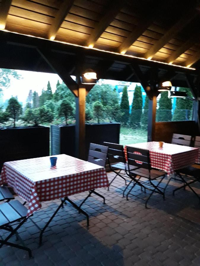 Bed & Breakfast Green Roof Rybarzowice  Ngoại thất bức ảnh