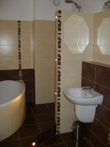 Bed & Breakfast Green Roof Rybarzowice  Ngoại thất bức ảnh